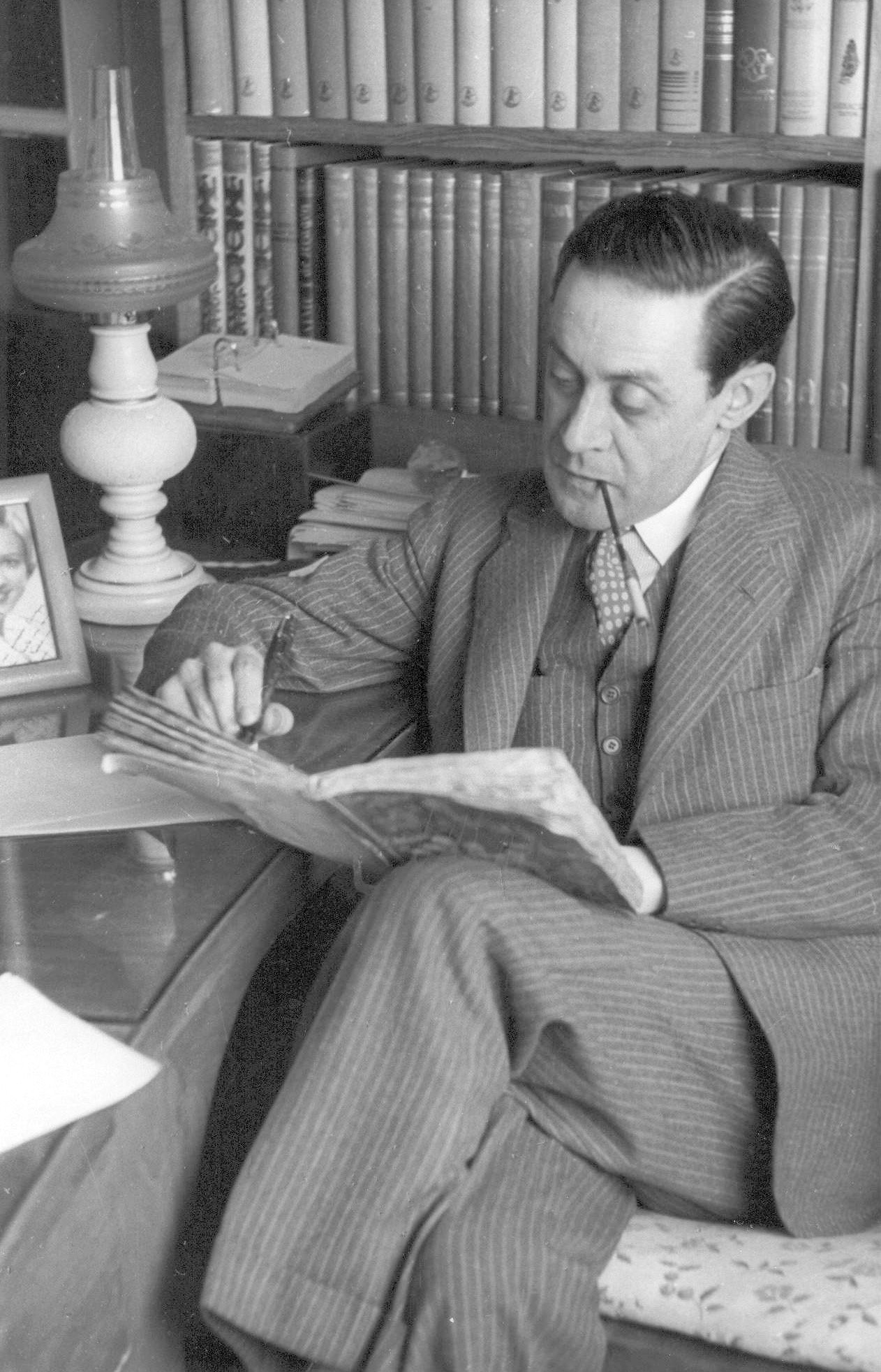 Retrato de Enrique Jardiel Poncela